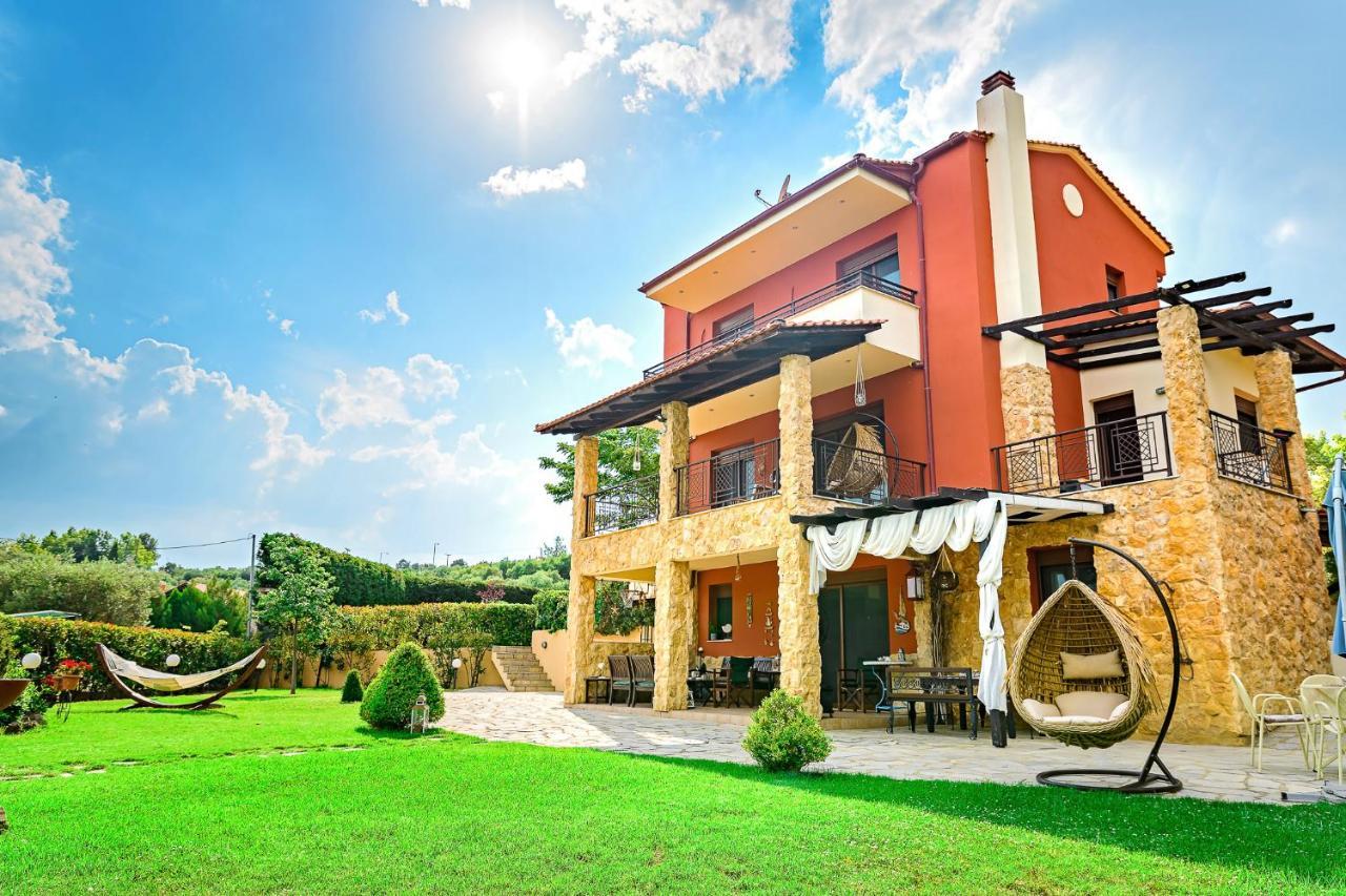Villa Mariellie Néa Péramos Exterior foto